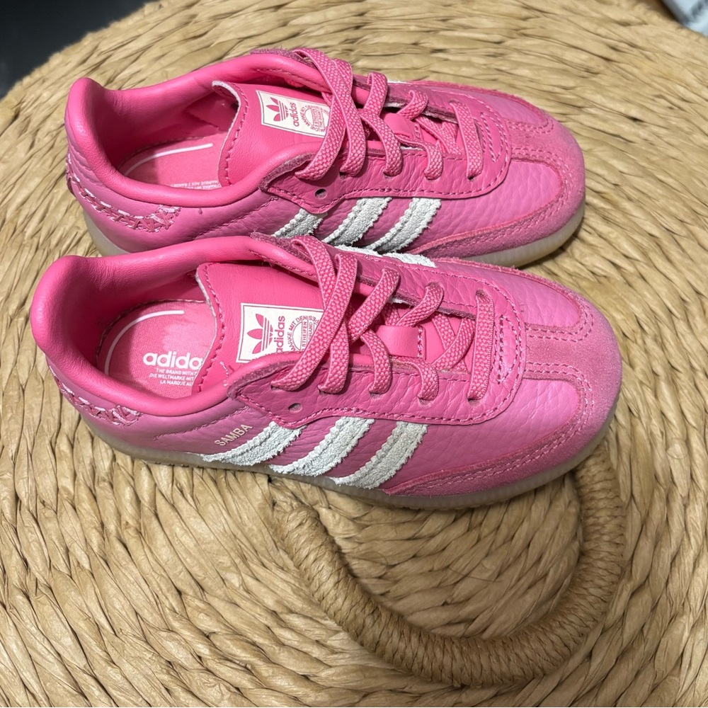Adidas Kids Sneakers in Bright Pink and White